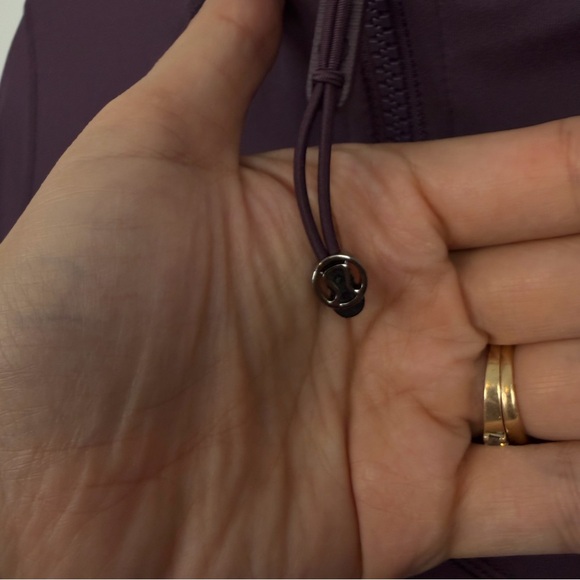 Lululemon Define Cropped Jacket Nulu Size 12 Grape Thistle Purple LW3HB5S GPTH - Picture 8 of 11